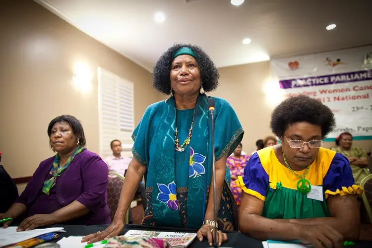 Papua New Guinean women participating in UNDP’s Practice Parliament for Women including former MP and Minister Nahau Rooney, centre (UNDP Papua New Guinea).
