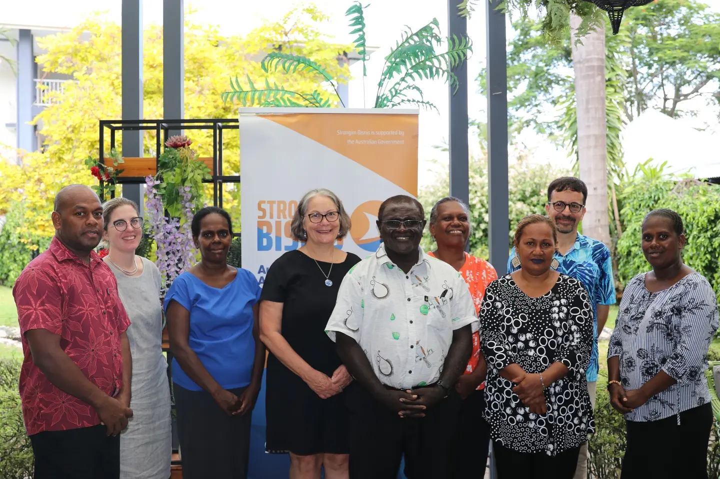 Representatives of the Solomon Islands and Australian government, Strongim Bisnis, and Dignity Pasifik.