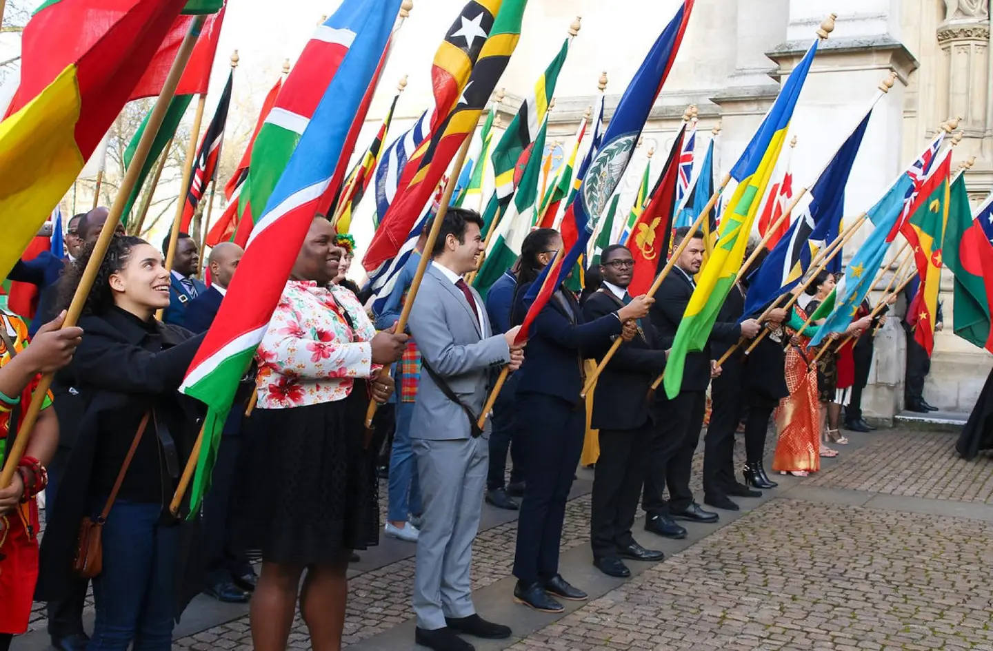 More than 1,500 guests of honour including senior politicians, High Commissioners, Ambassadors, dignitaries from across the UK and Commonwealth, faith leaders, and over 600 schoolchildren and young people, were in attendance.