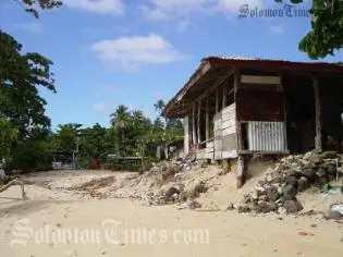 Coastal erosion in Saoluafata, Upolu, Samoa, 2005.