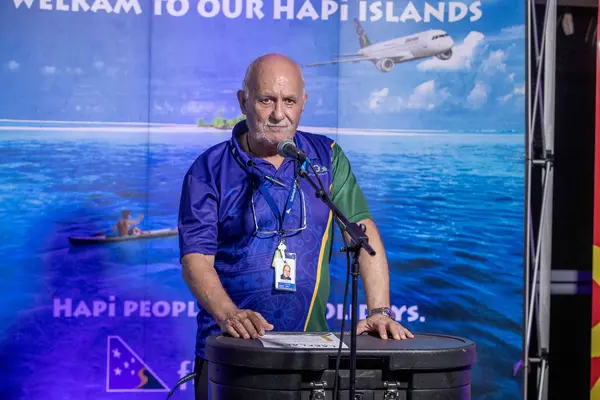 “With our partners and through the generosity of our passengers, we hope to support the hardworking staff at Pikinini Referral Clinic to provide care for the children,” said Solomon Airlines CEO, Mr Gus Kraus.
