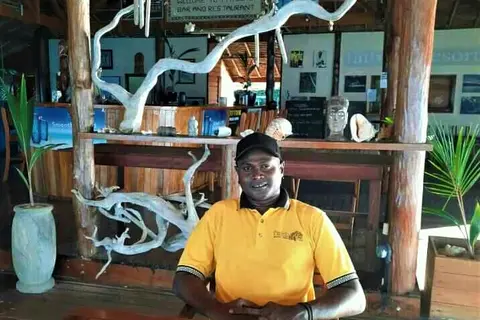 Manoj Dhari grew up in Gizo where he also went to Gizo community high school. He left school in the 1990s at just form three.