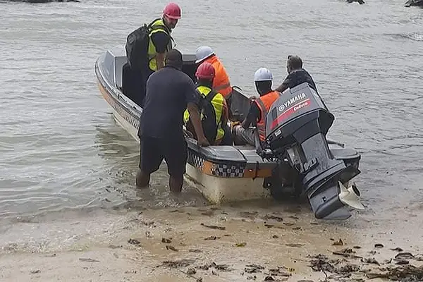 Whilst on the ground, the Team will also assess the oil leakage from the wreckage of MV Tremax, a sunken vessel at the Lata wharf in 2014.