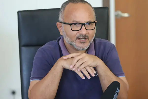 Hon Wale said Solomon Islands is a democratic country, owned by the people and they are entitled to know what is being transacted in their name.