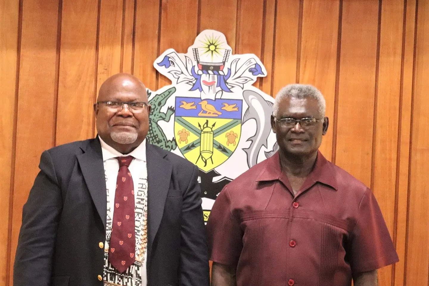 PM Sogavare and High Commissioner Tangirongo at the Commissioning ceremony.