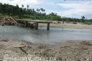 The damaged bridge at Tamboko is among other bridges of West Guadalcanal that were destroyed during Cyclone Ului earlier in the year.