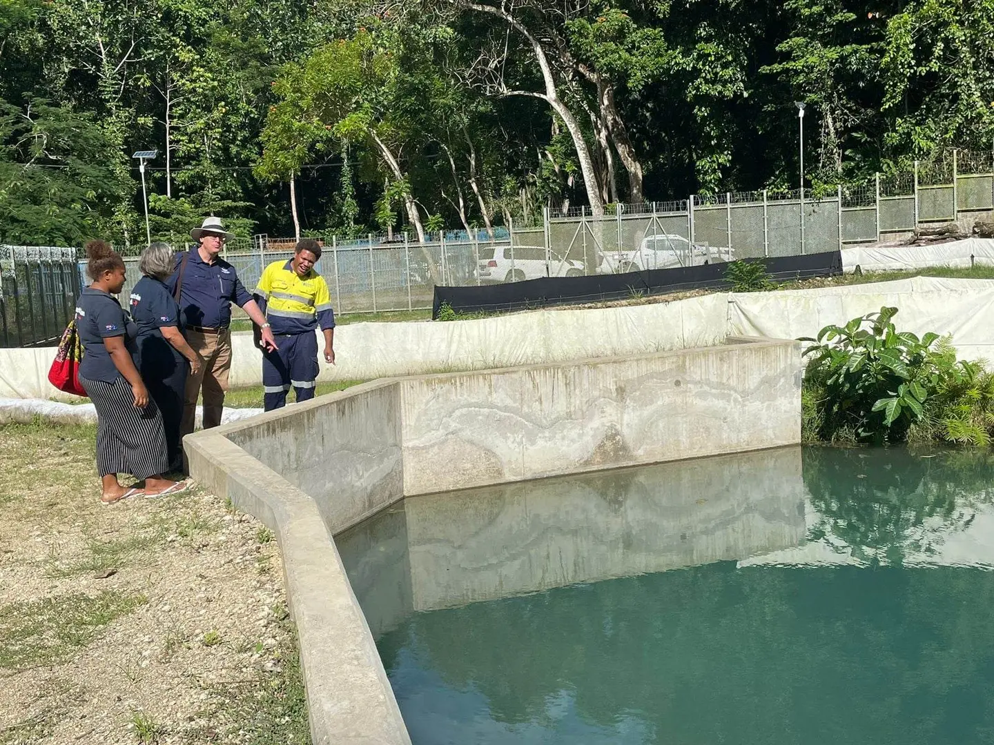 Recently, Acting Deputy High Commissioner Kevin Playford and Counsellor Economic Cooperation Alison Purnell visited two Solomon Water project sites in Honiara, the newly upgraded Rove water source, and Kombito to see firsthand the progress that’s been made.