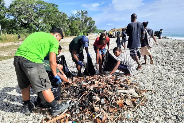 More than 100 countries come together each year to participate. In Solomon Islands this year’s coastal clean-ups took place concurrently in both Munda and in Honiara.
