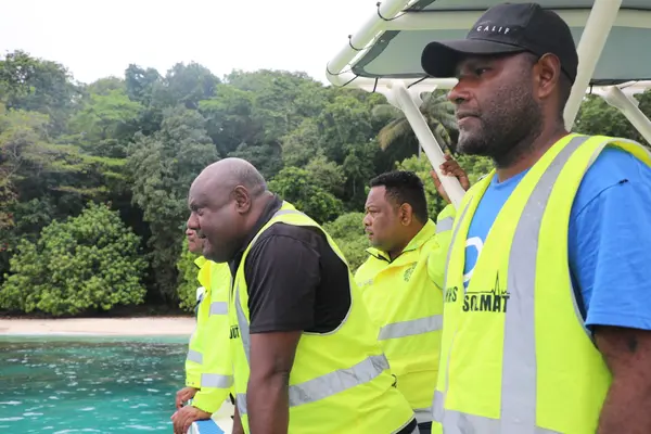 The Acting Director of Solomon Islands Immigration, Mr. Chris Akosawa made it clear to the public and communities living along common borders of SI-PNG that the travel passage under the Immigration Act 2012 is meant for the traditional border inhabitants of Fauro, Mono, Alu (FAMOA) and North Western end of Choiseul Province.