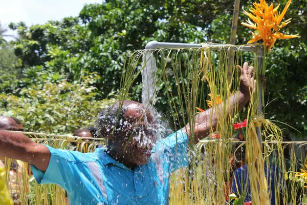 The Solomon Islands Urban Water Supply and Sanitation Sector Project will support Solomon Water to rehabilitate and expand water production and treatment systems across Honiara, Auki, Gizo, Noro and Tulagi; develop a new water supply system in Munda; and connect an additional 40,000 homes in Honiara.