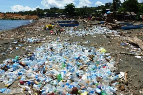 Despite contributing less than 1.3 per cent to global plastic pollution, Pacific island populations are disproportionately affected by the crisis, with the Pacific Ocean increasingly inundated with the bulk of the world’s transboundary washed away plastics.