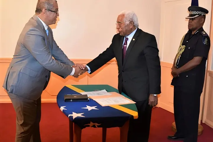 David Dennis was sworn-in by the Governor General, His Excellency Sir David Vunagi, at Government House.