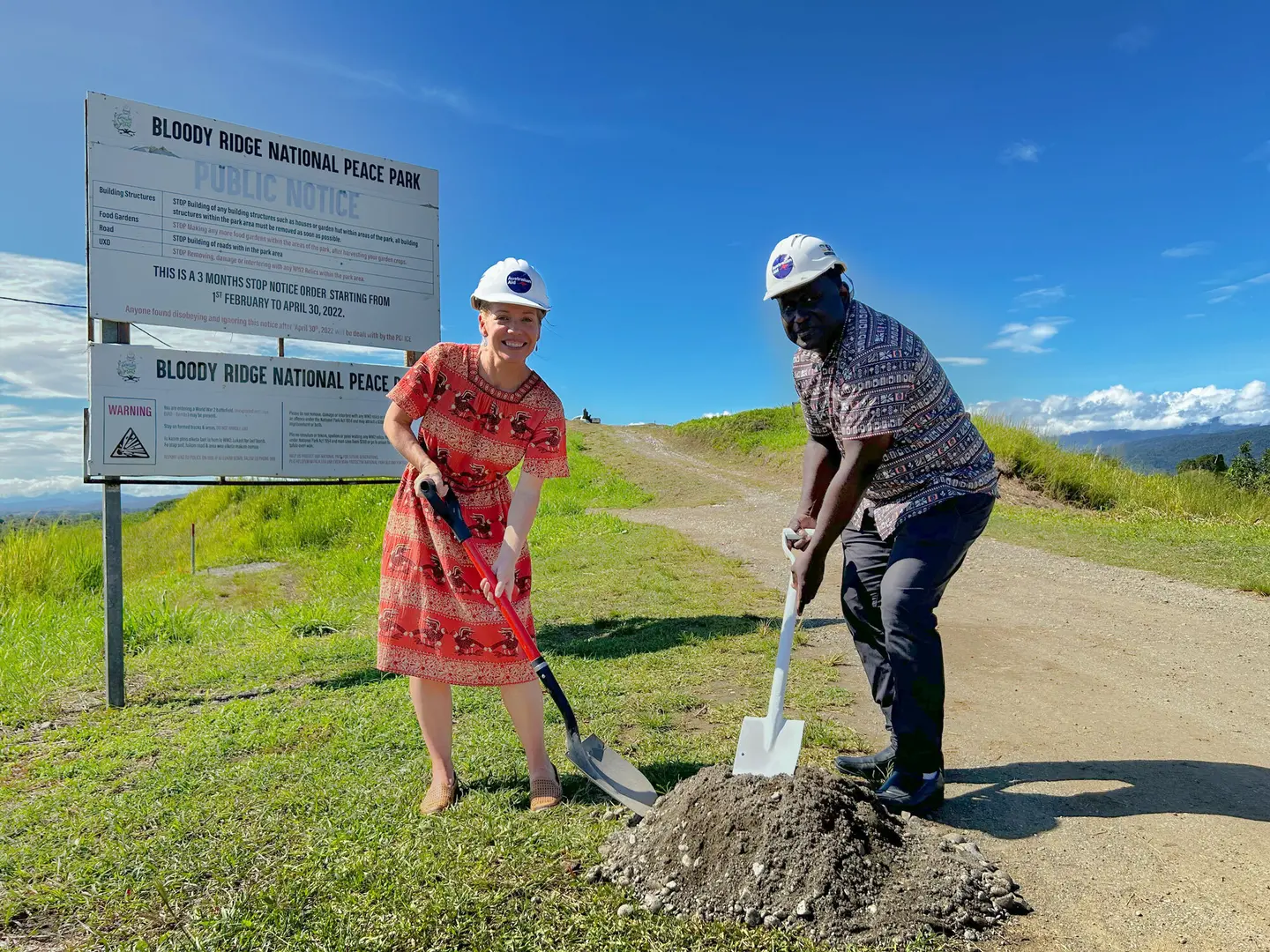 The groundbreaking signifies Australia’s support for the creation of a new supply of reliable water, and the design and construction of a guardhouse, restrooms, and visitor shelters.