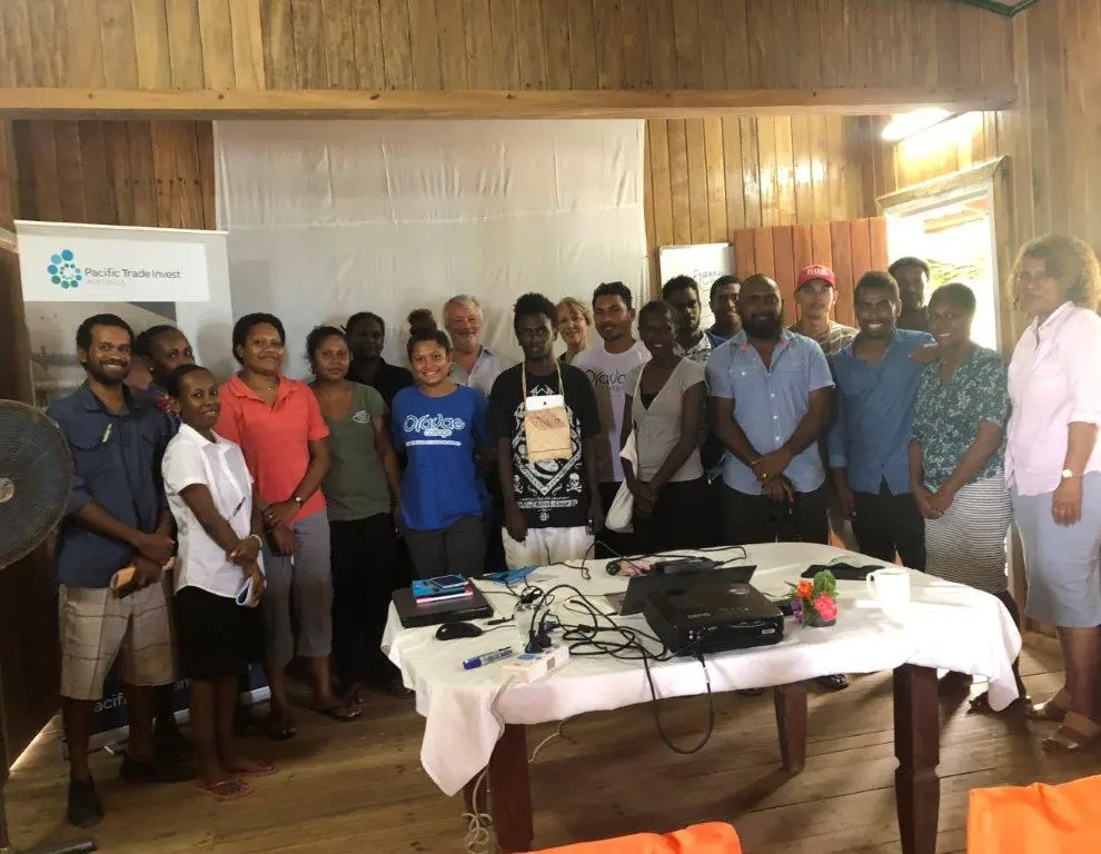 Munda workshop with participants.