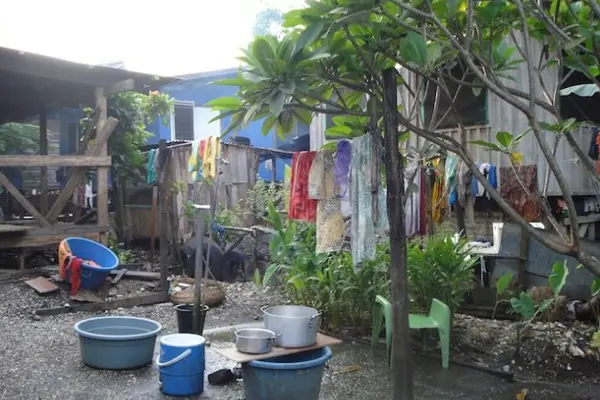 Households throughout Honiara experience shortages of clean water for cooking, drinking and washing on a daily basis.