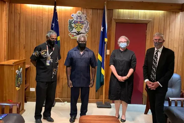 Prime Minister Manasseh Sogavare (2nd from left) with Secretary to the Prime Minister, Jimmie Rodgers, A/g Australian High Commissioner Sally-Anne Vincent, and Mr Ewen McDonald, Head of the Office of the Pacific, Australian Department of Foreign Affairs and Trade.