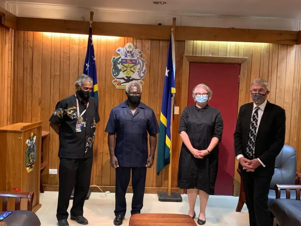 Prime Minister Manasseh Sogavare (2nd from left) with Secretary to the Prime Minister, Jimmie Rodgers, A/g Australian High Commissioner Sally-Anne Vincent, and Mr Ewen McDonald, Head of the Office of the Pacific, Australian Department of Foreign Affairs and Trade.