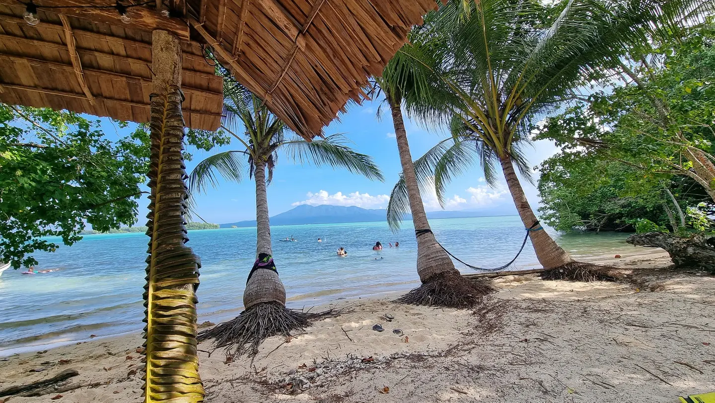 Visits to neighbouring islands for sun, sea, and surf is the popular Christmas activity, offering a refreshing escape from the daily routine.