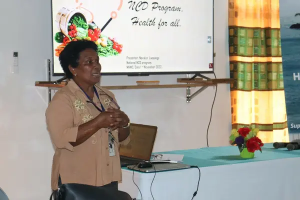Non-Communicable Disease National Coordinator, Mrs. Nevalyn Laesango sharing her presentation at the workshop. 