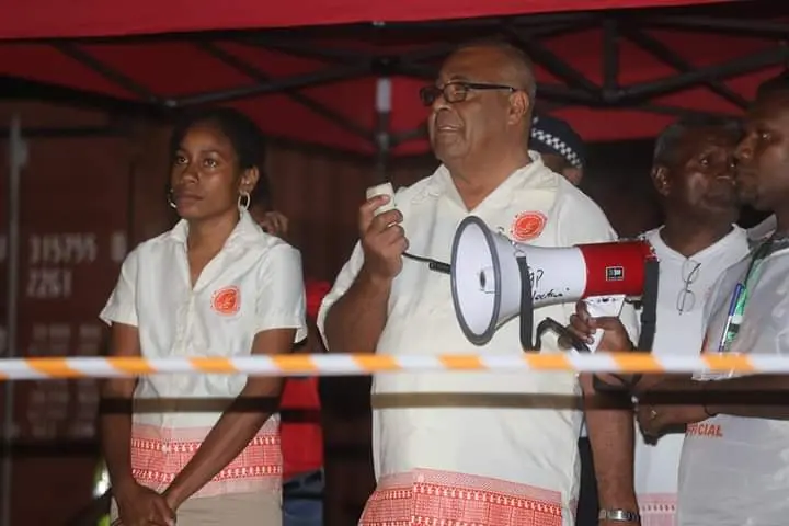 The returning officer for Central Honiara Atu Balekana making the announcement.