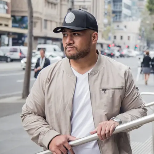 SAMMIELZ said that he is very excited to collaborate with Solomon Islands artists like JAH BOY since the style of music played by our local artists is quite similar.