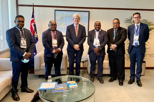 Solomon Islands delegation led by Hon. Harry Kuma  meet with Anthony McDonald (third from left), ADB Executive Director and his team.