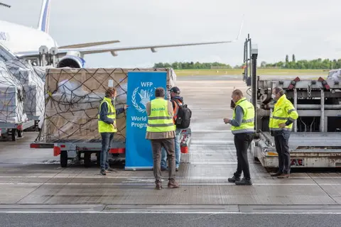 WFP will work in close coordination with the Pacific Islands Forum (PIF) Secretariat and its members to support the Pacific Humanitarian Pathway for COVID-19.