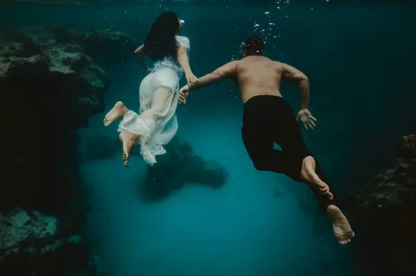 “Every time there is a wedding, couples want to be photographed on the beach. From the beach I decided to go under the water,” she said.