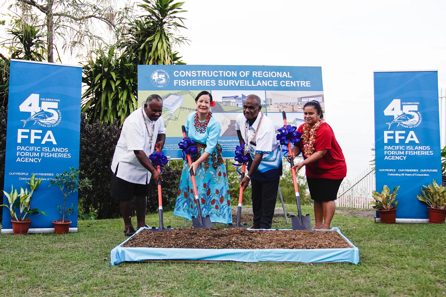 The ceremony at the FFA Headquarters was attended by the Solomon Islands Prime Minister, Hon Jeremiah Manele, fisheries officials from the Forum Fisheries Committee (FFC), and partners involved in the agency’s surveillance work.