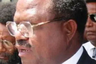 Sir Allan Kemakeza has won the Savo- Russell's by-election by 1,654 votes, Reginald Kokili came second with 957 votes.