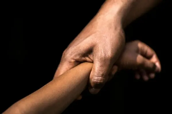 PPC Ake says, “Her aunty called the victim and told her to go and buy a dry coconut fruit at a nearby canteen. The suspect allegedly called the victim and pulled her into his house and raped her.”