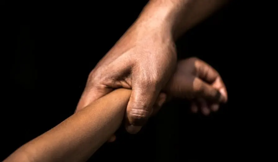 PPC Ake says, “Her aunty called the victim and told her to go and buy a dry coconut fruit at a nearby canteen. The suspect allegedly called the victim and pulled her into his house and raped her.”