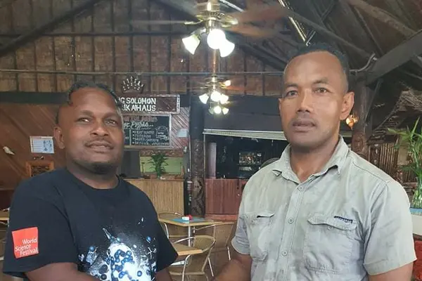 Junior Wale of Malaita Crusaders Rugby Club and Calwyn Tengemoana of Eastern Highlanders Rugby, shook hands after yesterday’s successful meeting to finalise all arrangements for the ‘Warriors Clash’.