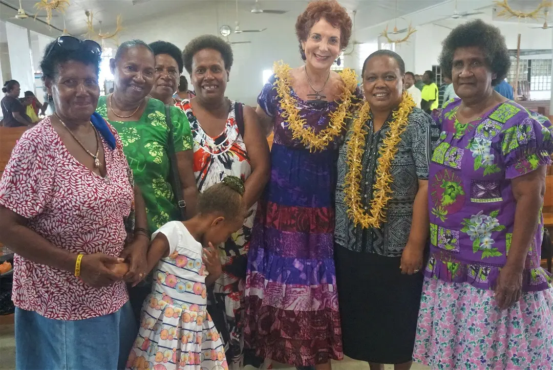 Pauline Firisua, second from right, with US Consul Keithie Saunders and supporters who attended her commissioning.