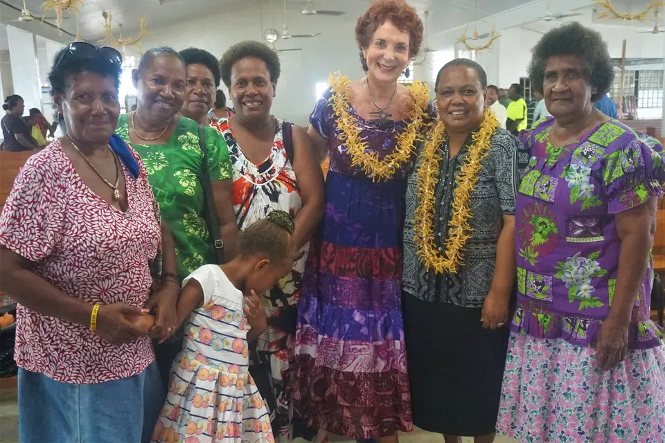 Pauline Firisua, second from right, with US Consul Keithie Saunders and supporters who attended her commissioning.