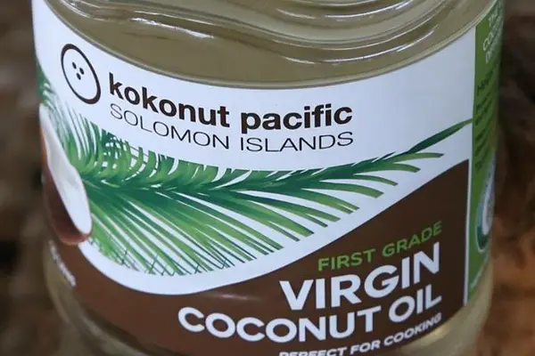 He says that such support will enable the company to purchase 75 tonnes of Virgin Coconut Oil (VCO) at SBD$24, valued at SBD$1.8m, of which SBD$670,000 will be paid directly to coconut farmers.