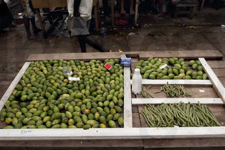 The selling of betelnuts and roadside markets along the streets of Honiara had been banned. Selling of betelnut outside private homes are also banned.