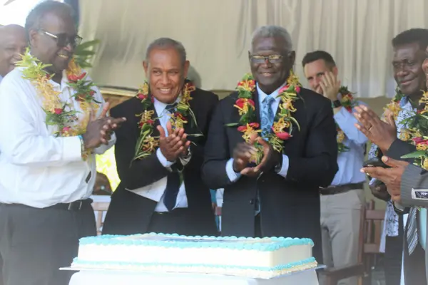 The Prime Minister highlighted that it is through the spirit of resilience that SINU continues to operate and giving hope for the future of our people and the country.