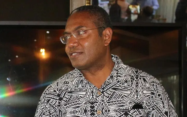 Hon. Kenilorea Jr. says that the mumbling of a few in the minority can never drown out the shouts of change exclaimed by the majority.