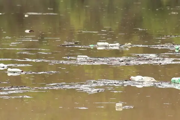 The Ministry also fears that with many homes inundated with flood water and mud, virus-carrying mosquitos may put the local population at risk.