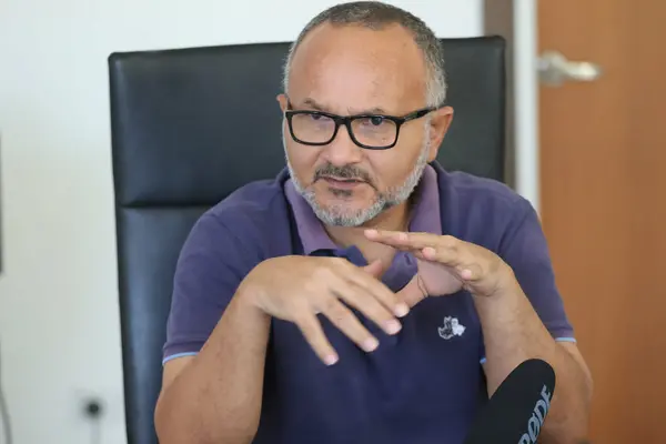 The Opposition Leader is encouraging Solomon Islanders to come forward and express their views at the bills and legislation committee, which will look at the bill before it is presented to Parliament.