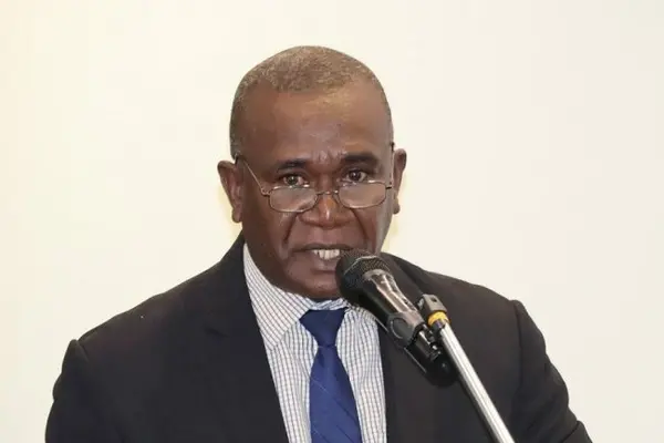 The Minister meanwhile calls for peace and calm, urging MPAs, chiefs and community leaders to work together to maintain peace and harmony.