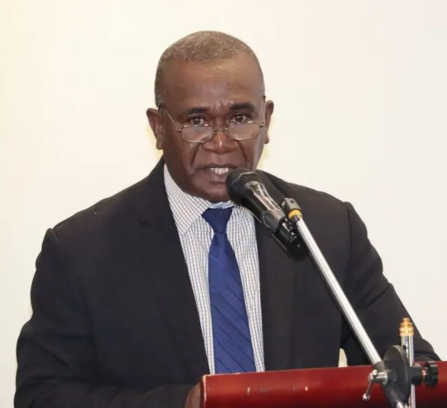 The Minister meanwhile calls for peace and calm, urging MPAs, chiefs and community leaders to work together to maintain peace and harmony.