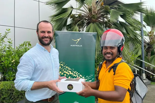 Cab’It, a youth-led transport business, has harnessed the country’s growing digital economy by taking online orders and delivering goods from suppliers to customers across Honiara.