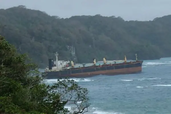 The Bulker Solomon Trader is currently located in a marine protected area and any pollution can seriously affect the environment and livelihood of the local community.