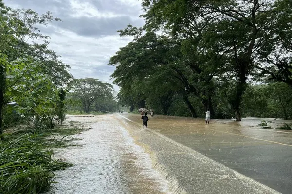 Meanwhile, Mr. Hiriasia also reiterated that people must take heed of the heavy rain and strong wind warnings issued by the Meteorological Services.