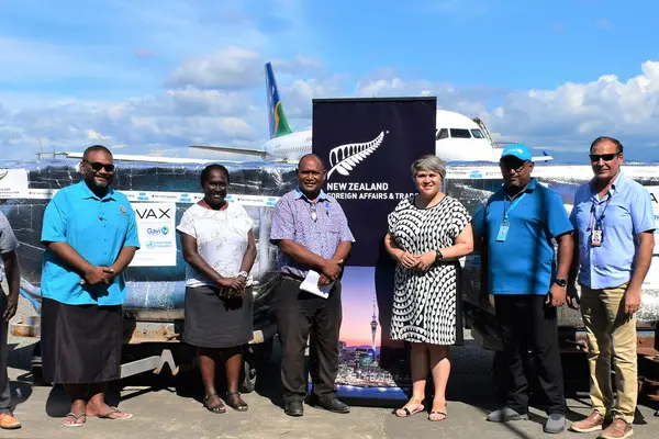 Receiving the vaccines batch at the airport were the Minister of Health Hon Dr. Culwick Togamana, his Permanent Secretary Mrs. Pauline McNeil, New Zealand High Commissioner Georgina Roberts, Chief of UNICEF Solomon Islands Field Office Dr Zelalem Taffesse, and other health officials.