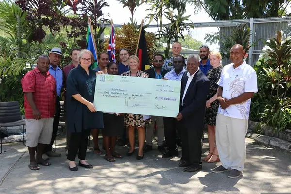 Deputy High Commissioner Ms Sally-Anne Vincent personally thanked the organising committee and church community involved in the Bushfire Appeal.