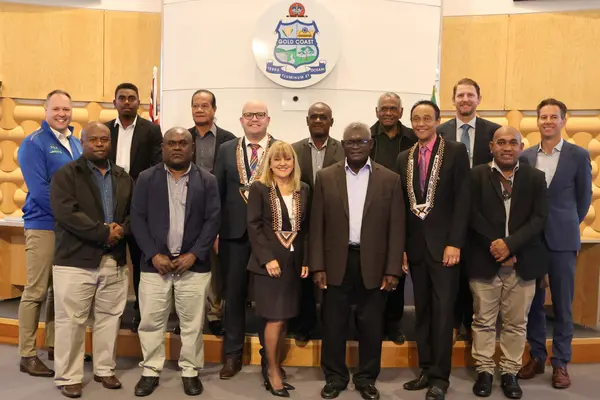 The Prime Minister conveys appreciation to Gold Coast Deputy Mayor, Cr. Donna Gates for the hospitality by the Gold Coast Performance Centre offered to hundreds of Solomon Islands athletes.