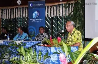 Prime Minister of Vanuatu and Pacific Islands Forum Chair, Hon Meltek Sato Kilman Livtuvanu (right), delivers the keynote address.